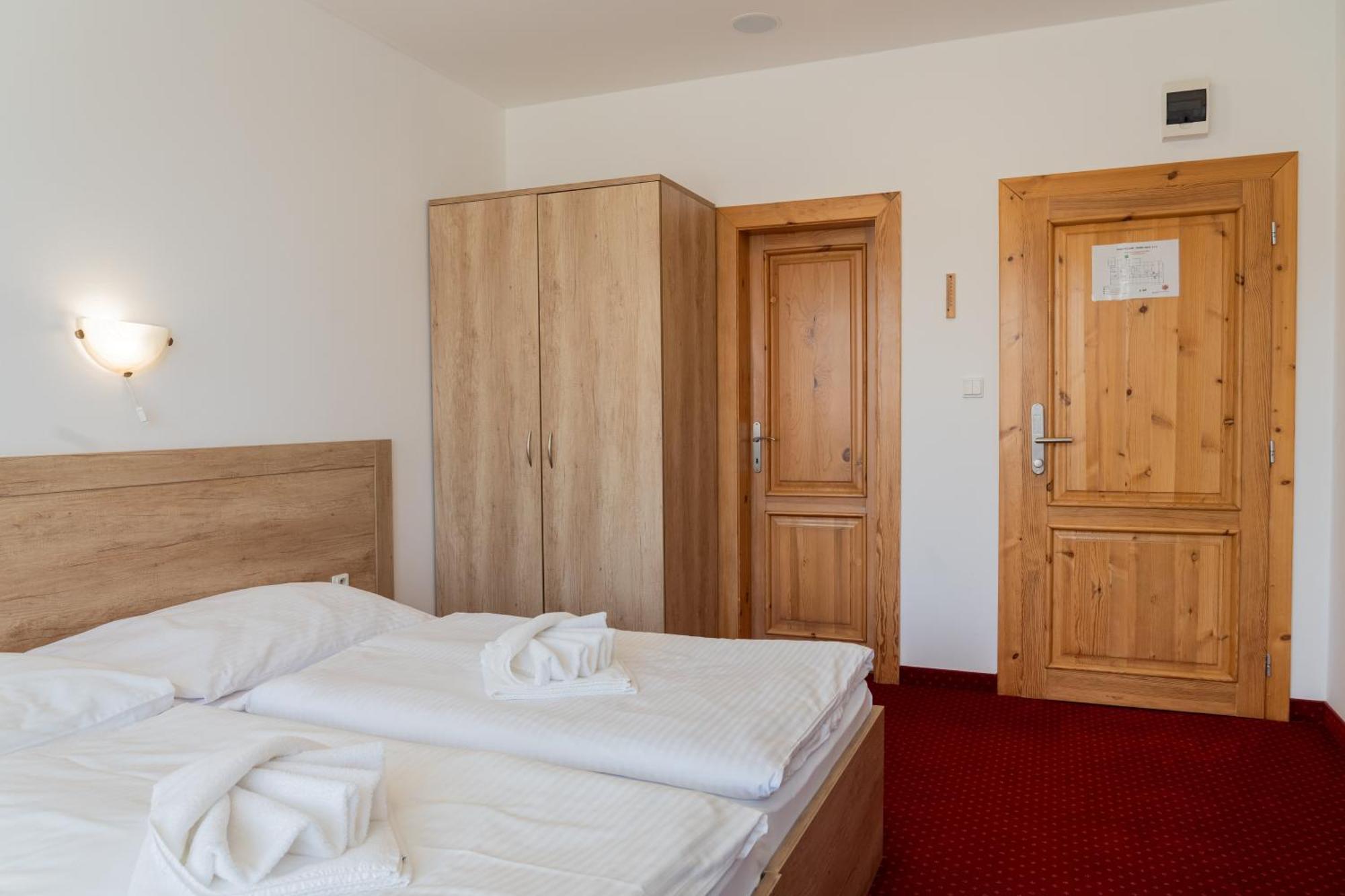 Hotel Toliar Štrbské Pleso Extérieur photo